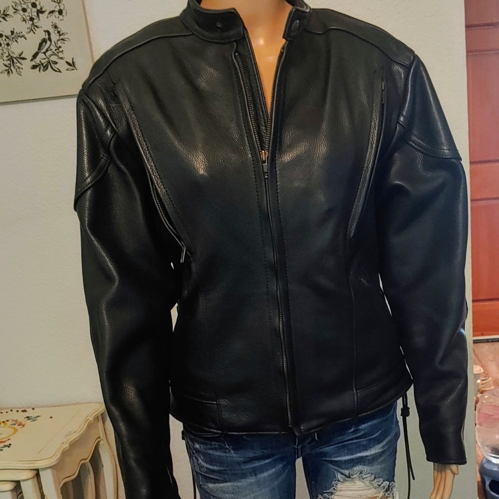 US MADE LEATHER MOTORCYCLE JACKET NWOT